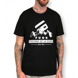 Camiseta Rulez Fuck postureo en la sierra